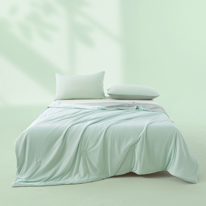 91家纺网 家纺一手货源 找家纺 迪乐妮 2025新款云母凉感夏凉被 丹青绿