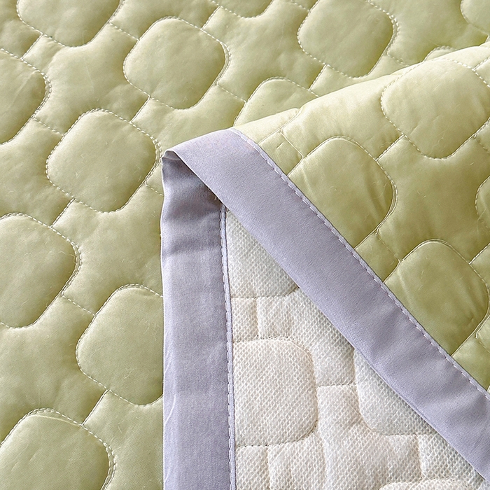 91家纺网 家纺一手货源 找家纺 （总）爱洛家纺 2025新款凉感丝羽丝棉床垫