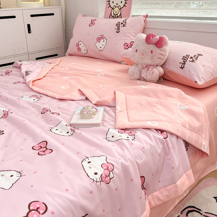 91家纺网 家纺一手货源 找家纺 博雅 2025新款三丽鸥全棉纯棉夏被夏凉被空调被四件套 夏被全棉-粉色蝴蝶结KT