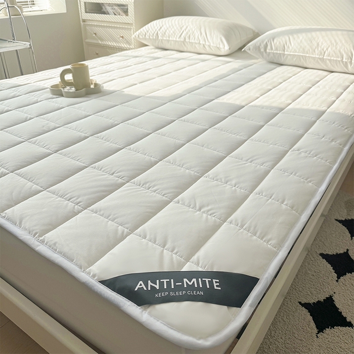 91家纺网 家纺一手货源 找家纺 丽诺床垫 2025新款全棉防螨两用床褥全系列 全棉抗菌两用床褥-白色