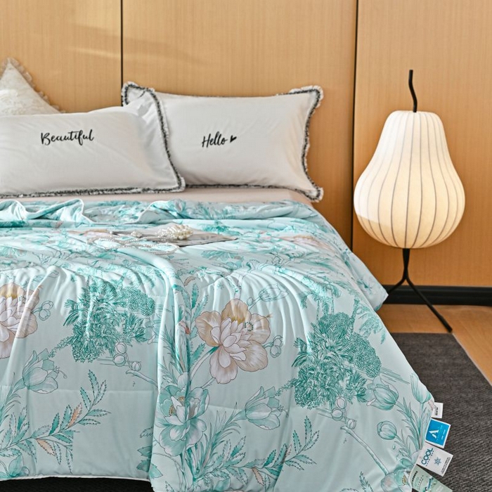 91家纺网 家纺一手货源 找家纺 佳居缘 2025新款A类冰氨双面数码印花凉感夏被 锦绣-绿