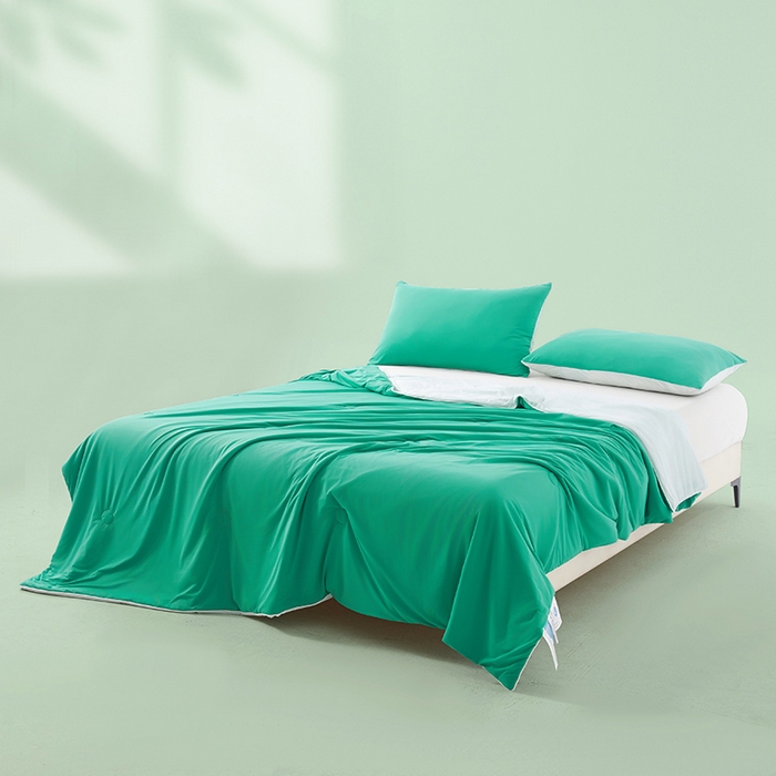 91家纺网 家纺一手货源 找家纺 迪乐妮 2025新款云母凉感夏凉被 西瓜绿