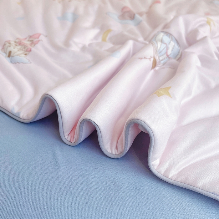 91家纺网 家纺一手货源 找家纺 简爱 2025新款A类针织棉大豆纤维夏被 布拉格