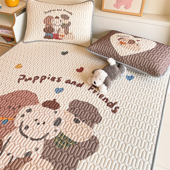 91家纺网 家纺一手货源 找家纺 布卢姆床垫 2025新款A类大版数码凉感丝乳胶凉席 狗狗乐园