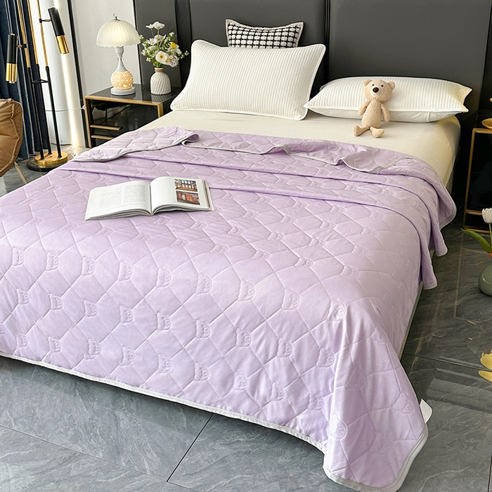 91家纺网 家纺一手货源 找家纺 爱洛家纺 2025新款A类凉感丝夏被被子被芯 紫色