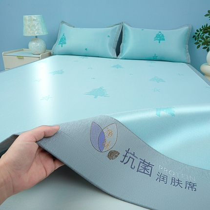 91家纺网 家纺一手货源 找家纺 玖明家纺 2025新款精品凉席净味抗菌凉感冰丝席 梦幻森林-绿