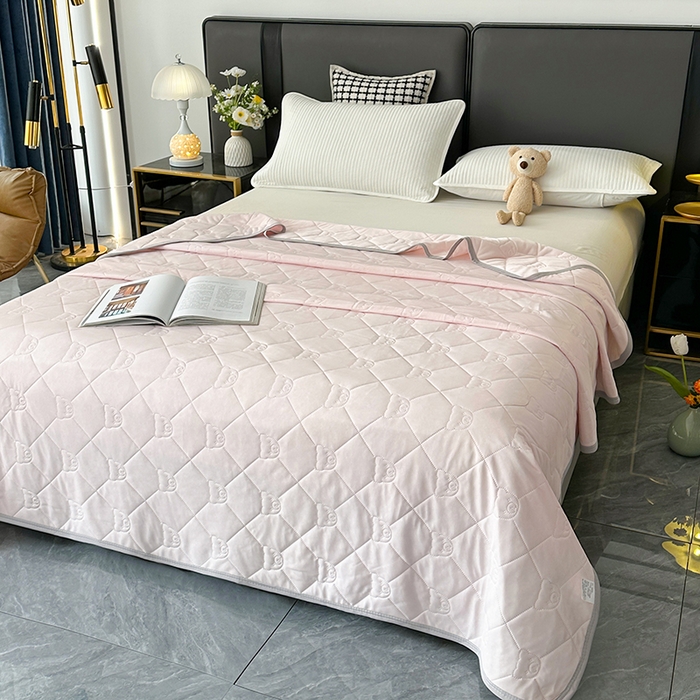 91家纺网 家纺一手货源 找家纺 爱洛家纺 2025新款A类凉感丝夏被被子被芯 粉玉