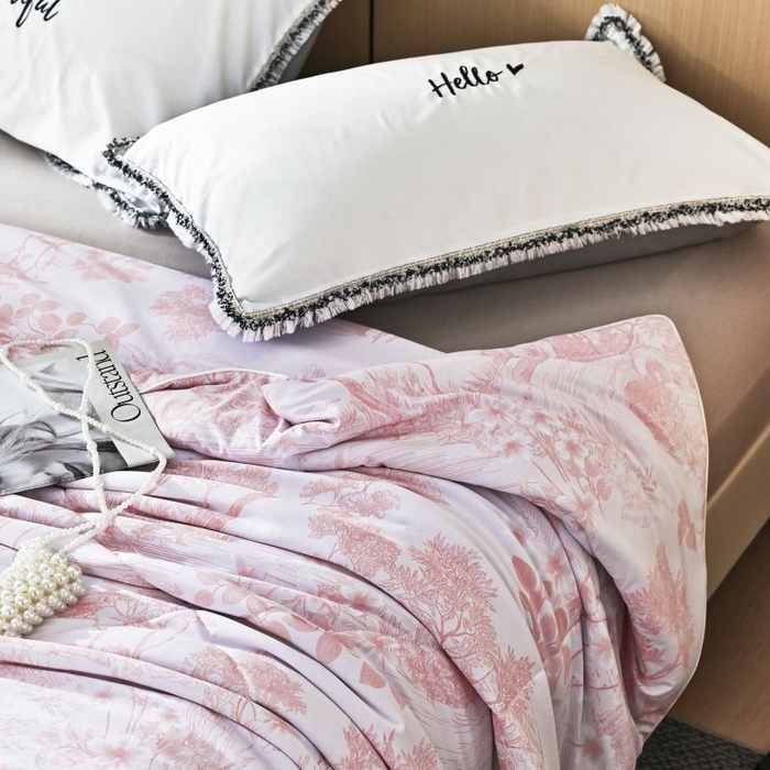 91家纺网 家纺一手货源 找家纺 佳居缘 2025新款A类冰氨双面数码印花凉感夏被 繁花-粉