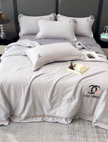 91家纺网 家纺一手货源 找家纺 （总）灰鲸 2025新款轻奢洛可刺绣水洗棉夏被四件套系列