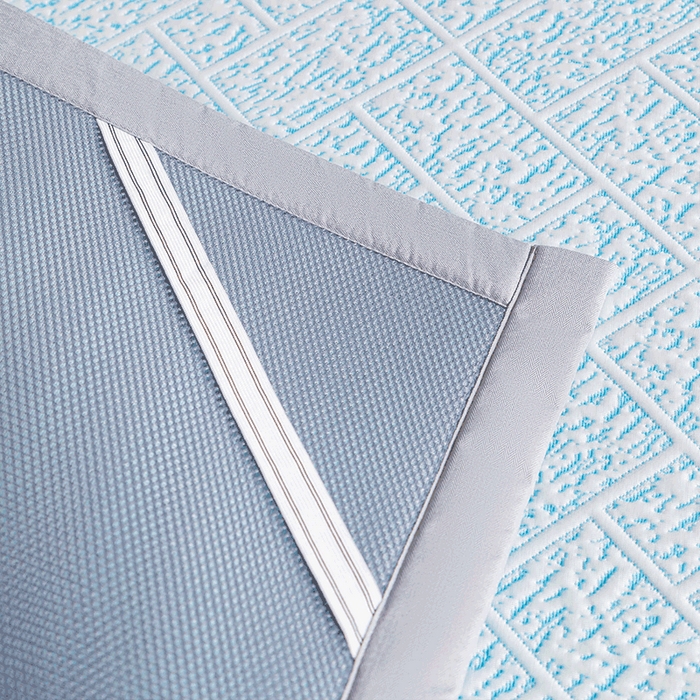 91家纺网 家纺一手货源 找家纺 鑫姿席业 2025新款A类凉感冰豆豆席 雅致床席款-冰浅蓝