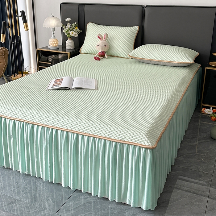 91家纺网 家纺一手货源 找家纺 爱洛家纺 2025新款凉感丝豆豆四件套床裙席 水绿~豆豆