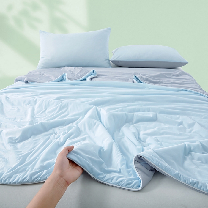 91家纺网 家纺一手货源 找家纺 迪乐妮 2025新款云母凉感夏凉被 天空蓝