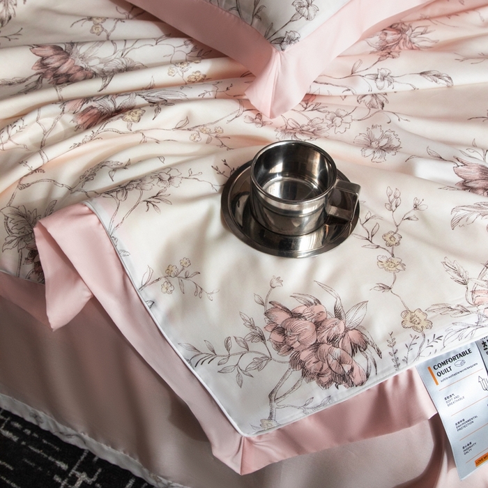 91家纺网 家纺一手货源 找家纺 佳居缘 2025新款天丝数码印花夏被四件套 陌言盛夏