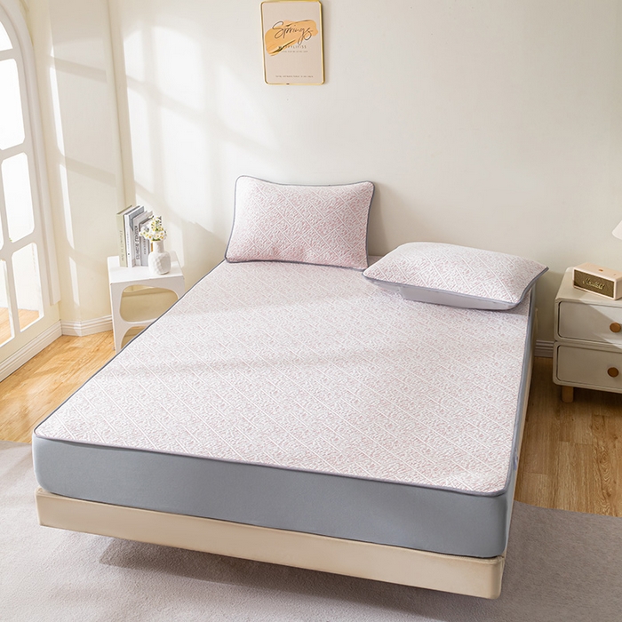 91家纺网 家纺一手货源 找家纺 鑫姿席业 2025新款A类凉感冰豆豆席 雅致床笠款-冰粉