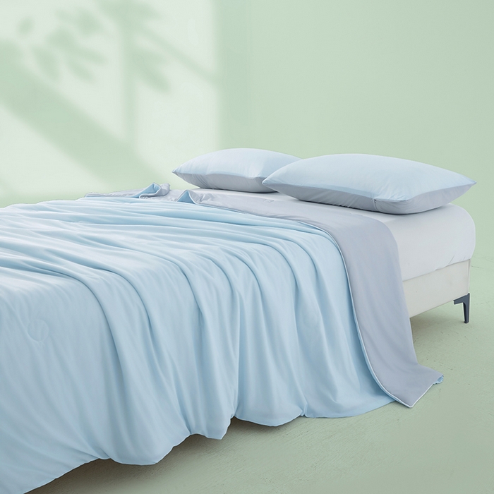 91家纺网 家纺一手货源 找家纺 迪乐妮 2025新款云母凉感夏凉被 天空蓝