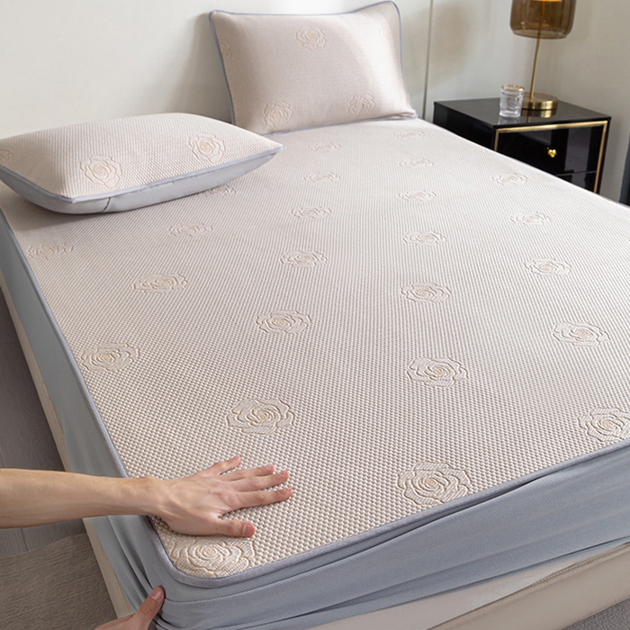 91家纺网 家纺一手货源 找家纺 2025新款山茶花系列冰豆豆凉席 山茶花床笠款-卡其