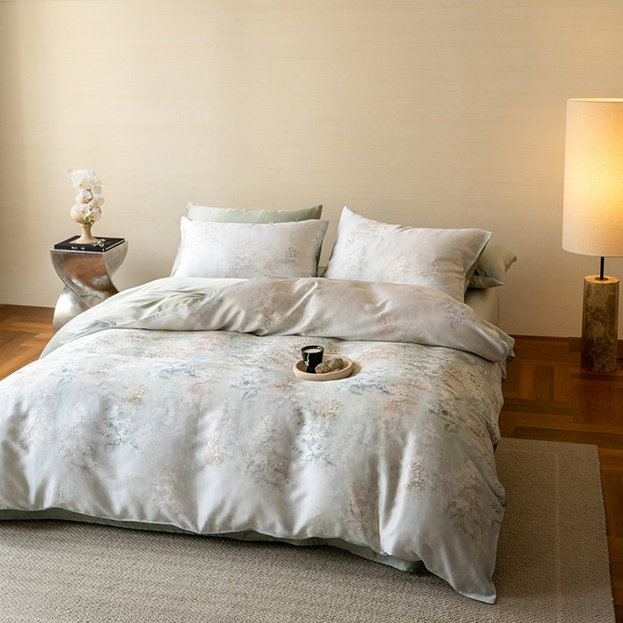 91家纺网 家纺一手货源 找家纺 沐晴家纺 2025春夏新款纯色数码印花60兰精天丝四件套 栖舟-绿