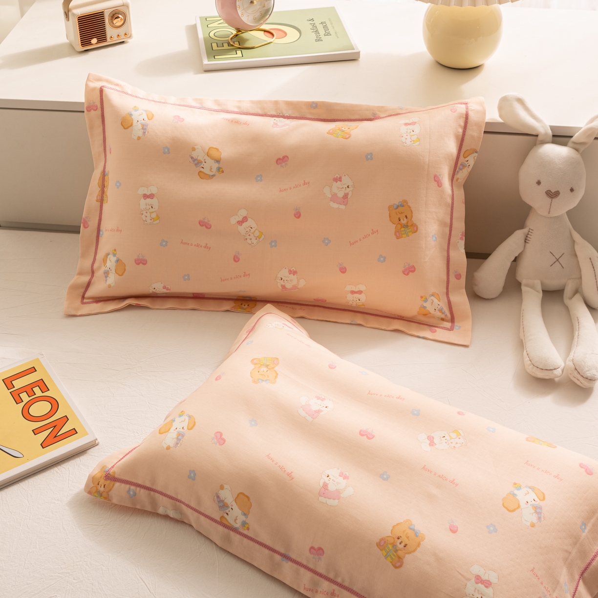 91家纺网 家纺一手货源 找家纺 萌番宝 2025新款A类全棉纯棉水洗双层纱卡通儿童单枕套信封枕单枕套 枕套单件 兔小熊