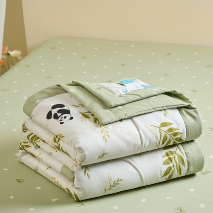 珂博家纺2025新款亲肤全棉印花夏被 欢乐熊猫