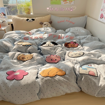 91家纺网 家纺一手货源 找家纺 （总）顾里家纺 2025新款韩系童趣毛巾绣云朵棉套件