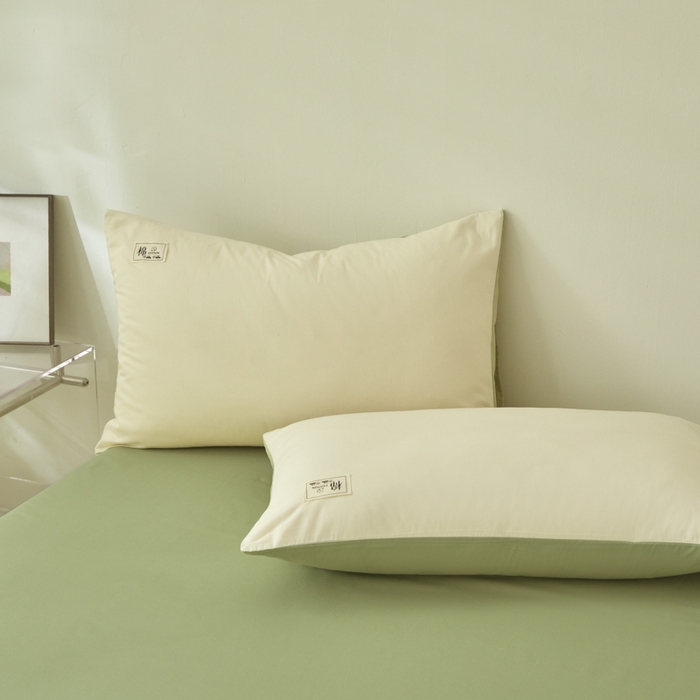 91家纺网 家纺一手货源 找家纺 莱通家纺 2025新款纯色双拼四件套 奶昔白+抹茶绿