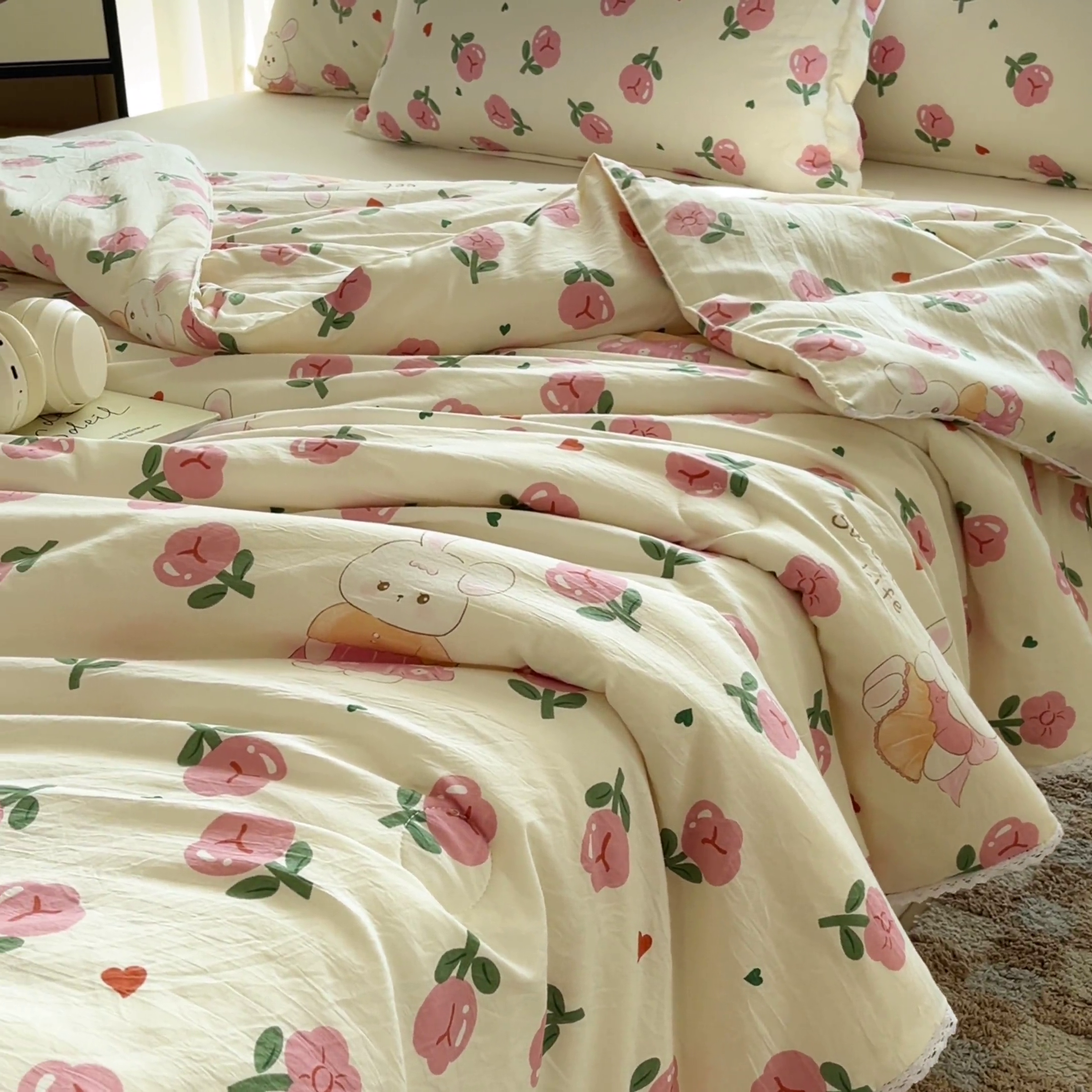 91家纺网 家纺一手货源 找家纺 创优  2025新款有氧双层纱小清新印花小花边夏被夏凉被可机洗空调被子被芯 曼塔玫瑰