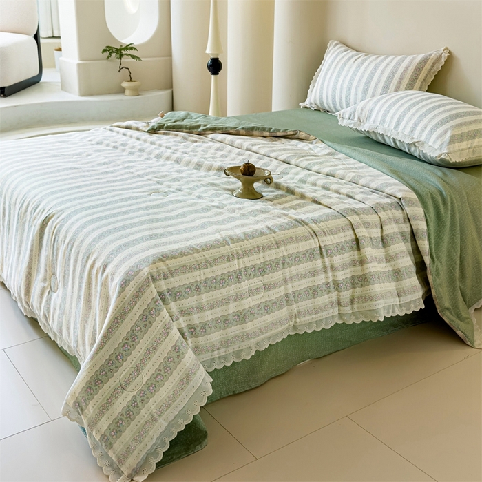 91家纺网 家纺一手货源 找家纺 2025新款全棉花边大豆夏被四件套 半岛茶歇-绿