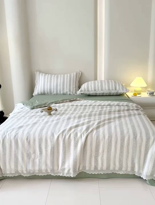 91家纺网 家纺一手货源 找家纺 2025新款全棉花边大豆夏被四件套 半岛茶歇-绿