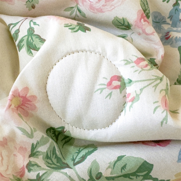 91家纺网 家纺一手货源 找家纺 2025新款全棉花边大豆夏被四件套 可妮露