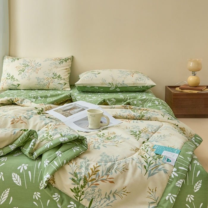 91家纺网 家纺一手货源 找家纺 珂博家纺2025新款亲肤全棉印花夏被 仙草