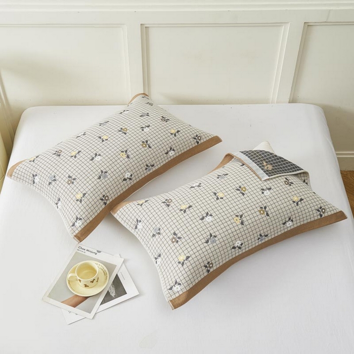 91家纺网 家纺一手货源 找家纺 2025新款纯棉加厚精梳棉纱布枕巾 花韵-浅咖 52*78cm/对