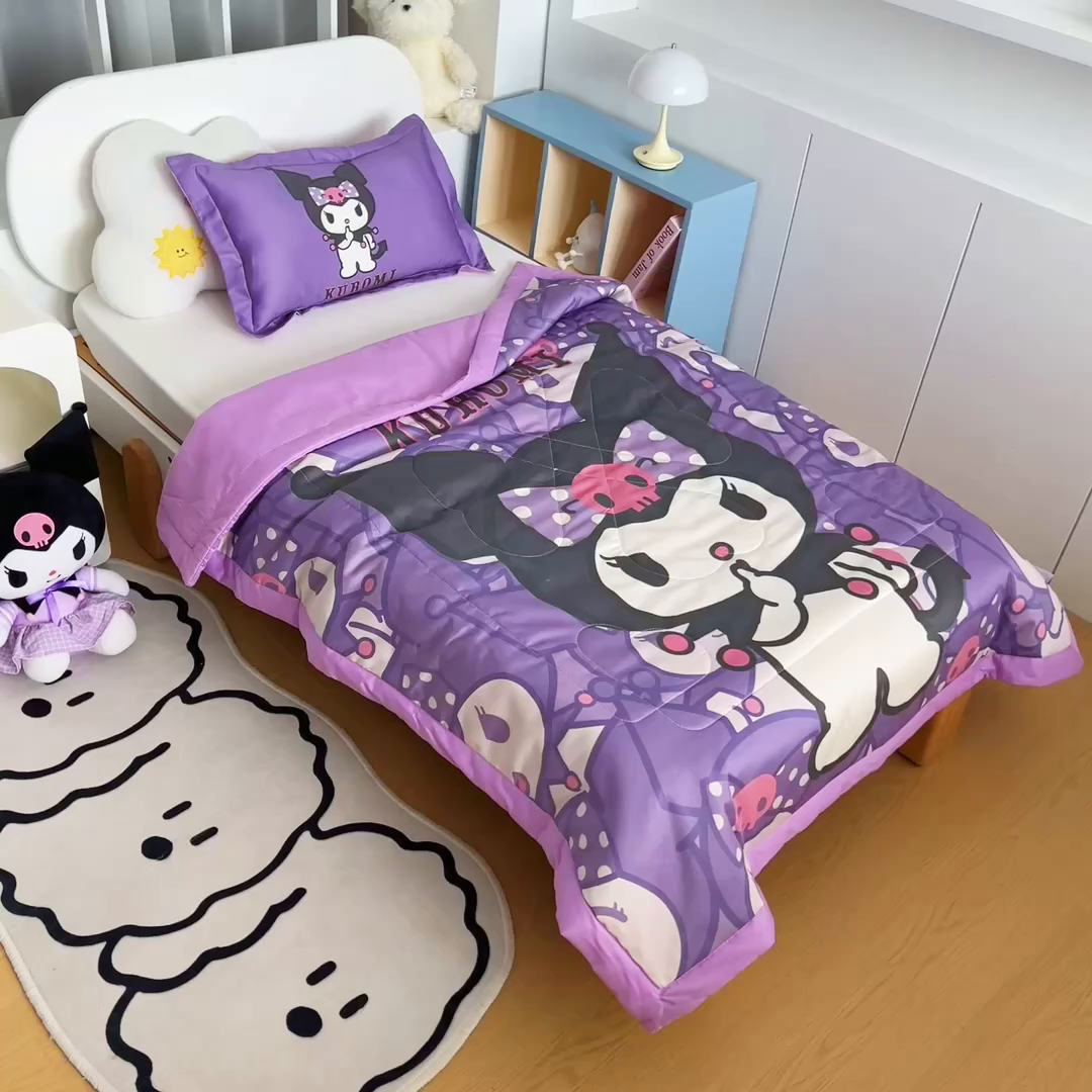 91家纺网 家纺一手货源 找家纺 乐秀家纺 2025新款三丽鸥全棉纯棉儿童夏被夏凉被空调被 可爱库洛米