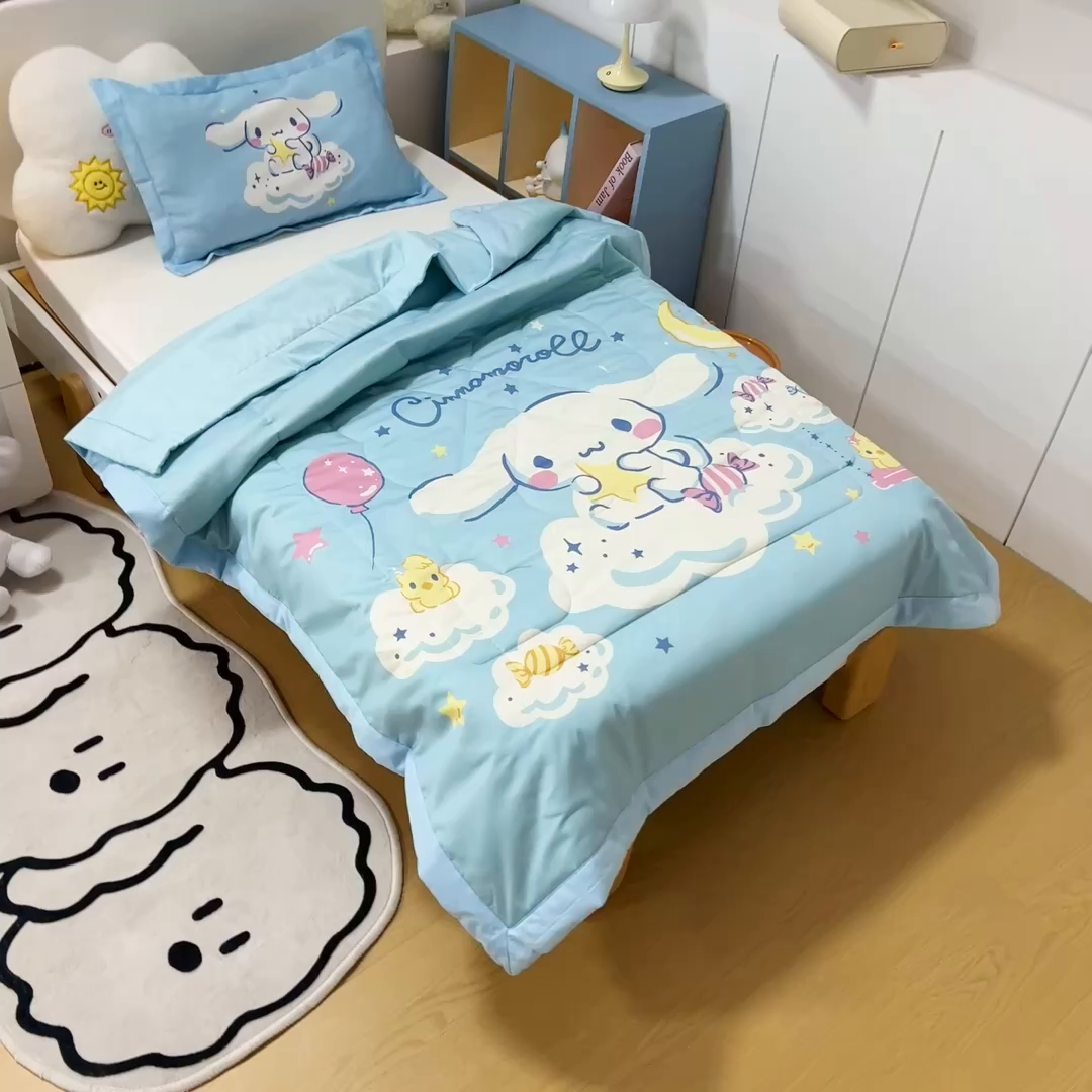 91家纺网 家纺一手货源 找家纺 乐秀家纺 2025新款三丽鸥全棉纯棉儿童夏被夏凉被空调被 云朵玉桂狗