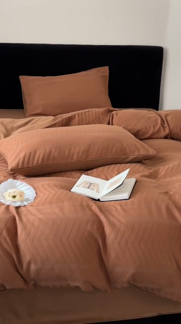 91家纺网 家纺一手货源 找家纺 例外Home 2025新款全棉提花四件套-鱼骨纹 鱼骨纹-太妃咖