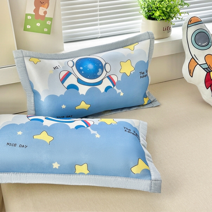 91家纺网 家纺一手货源 找家纺 博雅2025新款冰丝单枕套三丽欧，宇航员，卡皮 星星宇航员