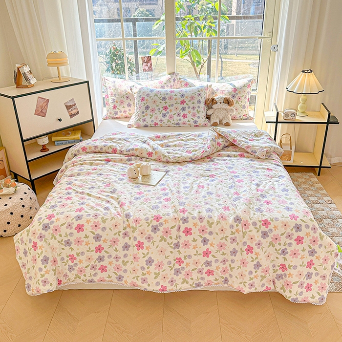 91家纺网 家纺一手货源 找家纺 创优  2025新款有氧双层纱小清新印花小花边夏被夏凉被可机洗空调被子被芯 满心欢喜