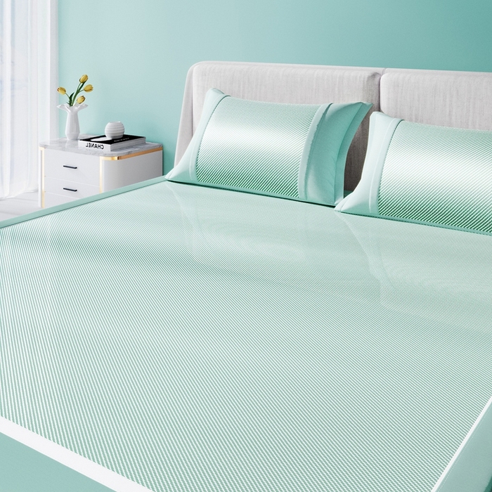 91家纺网 家纺一手货源 找家纺 川悦生活 2025新款纯色凉感冰丝席-大床 眠眠熊猫-青绿