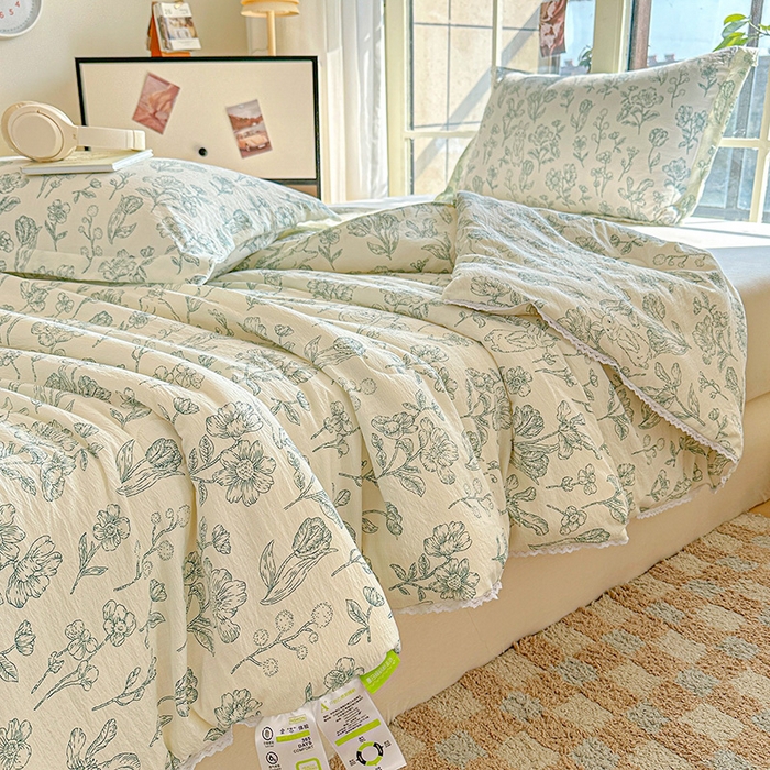 91家纺网 家纺一手货源 找家纺 创优  2025新款有氧双层纱小清新印花小花边夏被夏凉被可机洗空调被子被芯 海岛森林