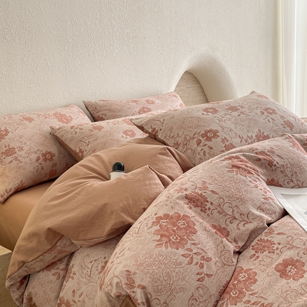 91家纺网 家纺一手货源 找家纺 寐眠2025新款全棉三层纱提花四件套 偏写春棠