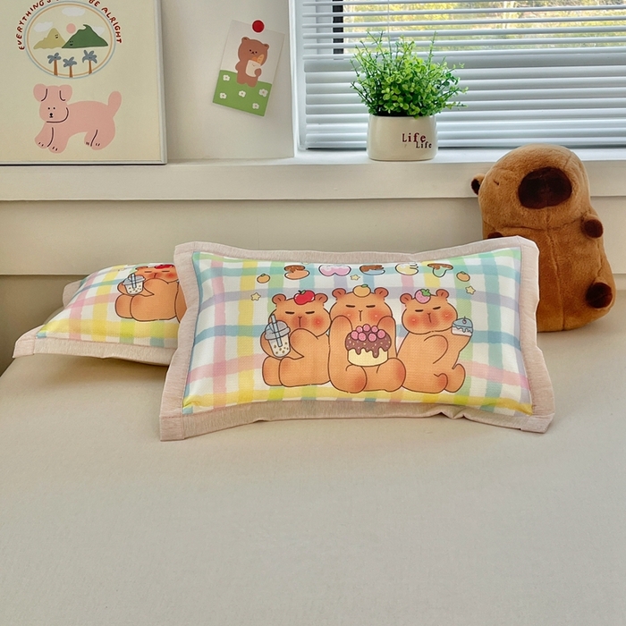 91家纺网 家纺一手货源 找家纺 博雅2025新款冰丝单枕套三丽欧，宇航员，卡皮 派对卡皮巴拉