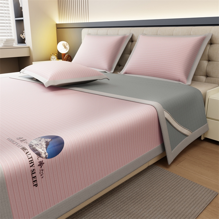 91家纺网 家纺一手货源 找家纺 乐坊 2025新款5A抗菌A类冰丝凉席-条纹款 条纹床席-粉色