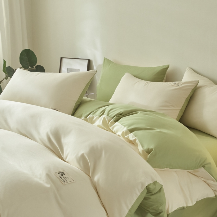 91家纺网 家纺一手货源 找家纺 莱通家纺 2025新款纯色双拼四件套 奶昔白+抹茶绿