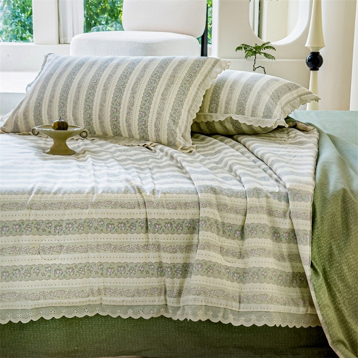 91家纺网 家纺一手货源 找家纺 2025新款全棉花边大豆夏被四件套 半岛茶歇-绿