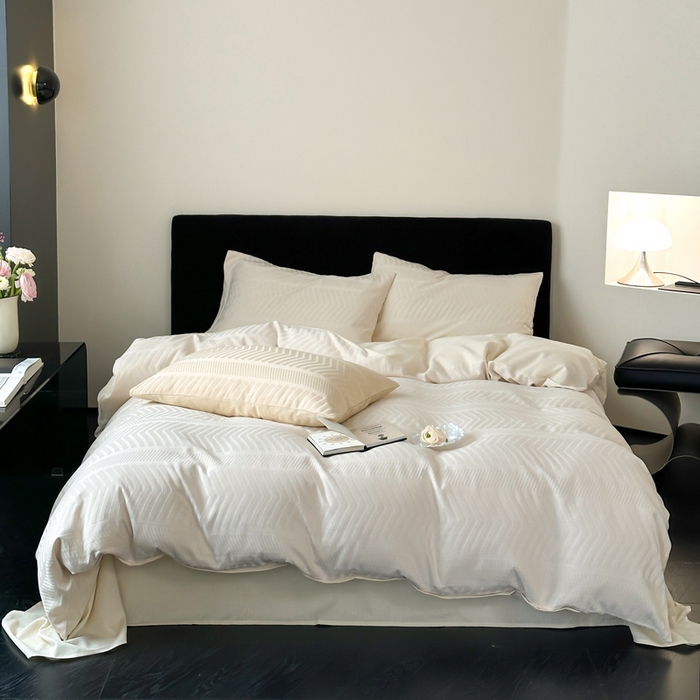 91家纺网 家纺一手货源 找家纺 例外Home 2025新款全棉提花四件套-鱼骨纹 鱼骨纹-米白