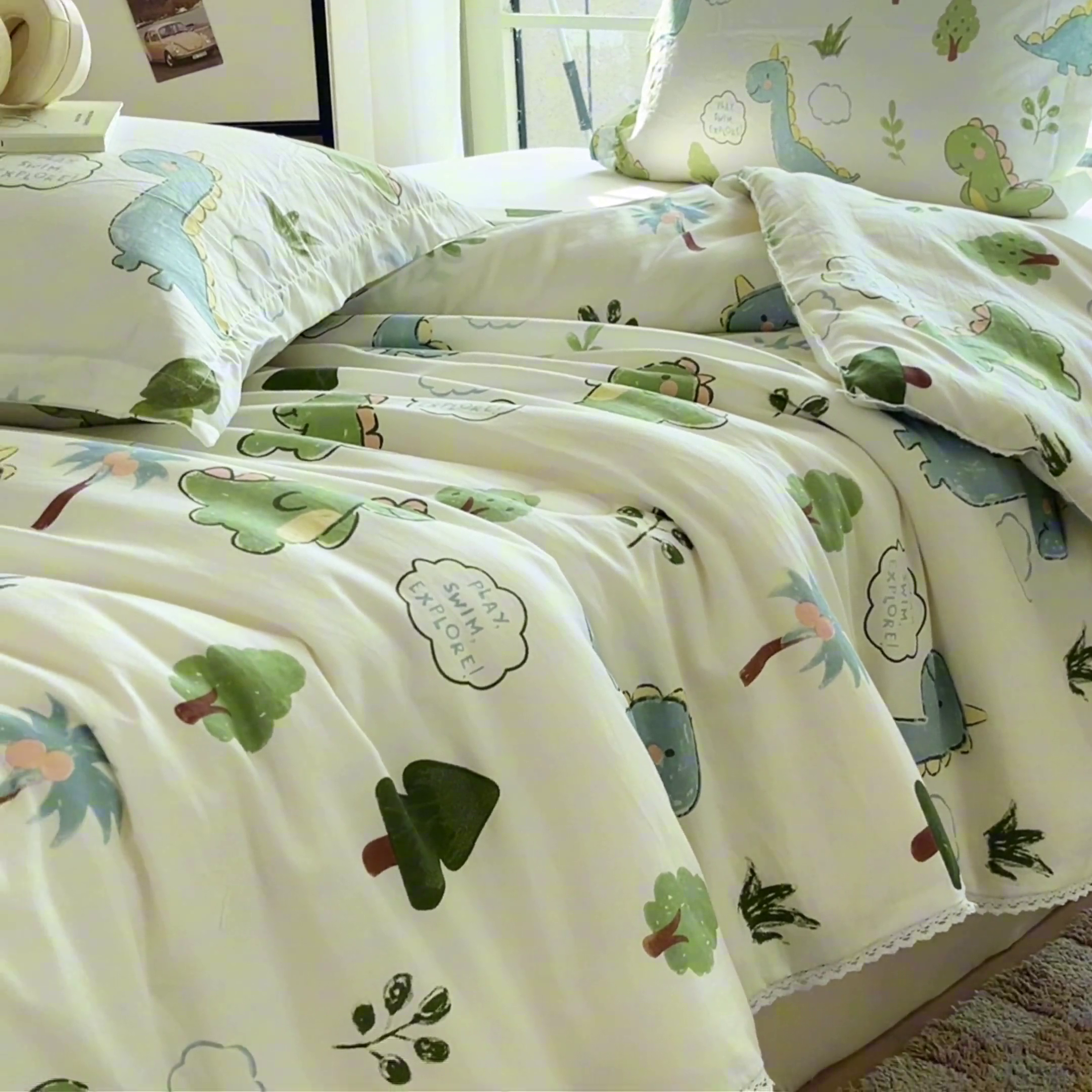 91家纺网 家纺一手货源 找家纺 创优  2025新款有氧双层纱小清新印花小花边夏被夏凉被可机洗空调被子被芯 恐龙乐园