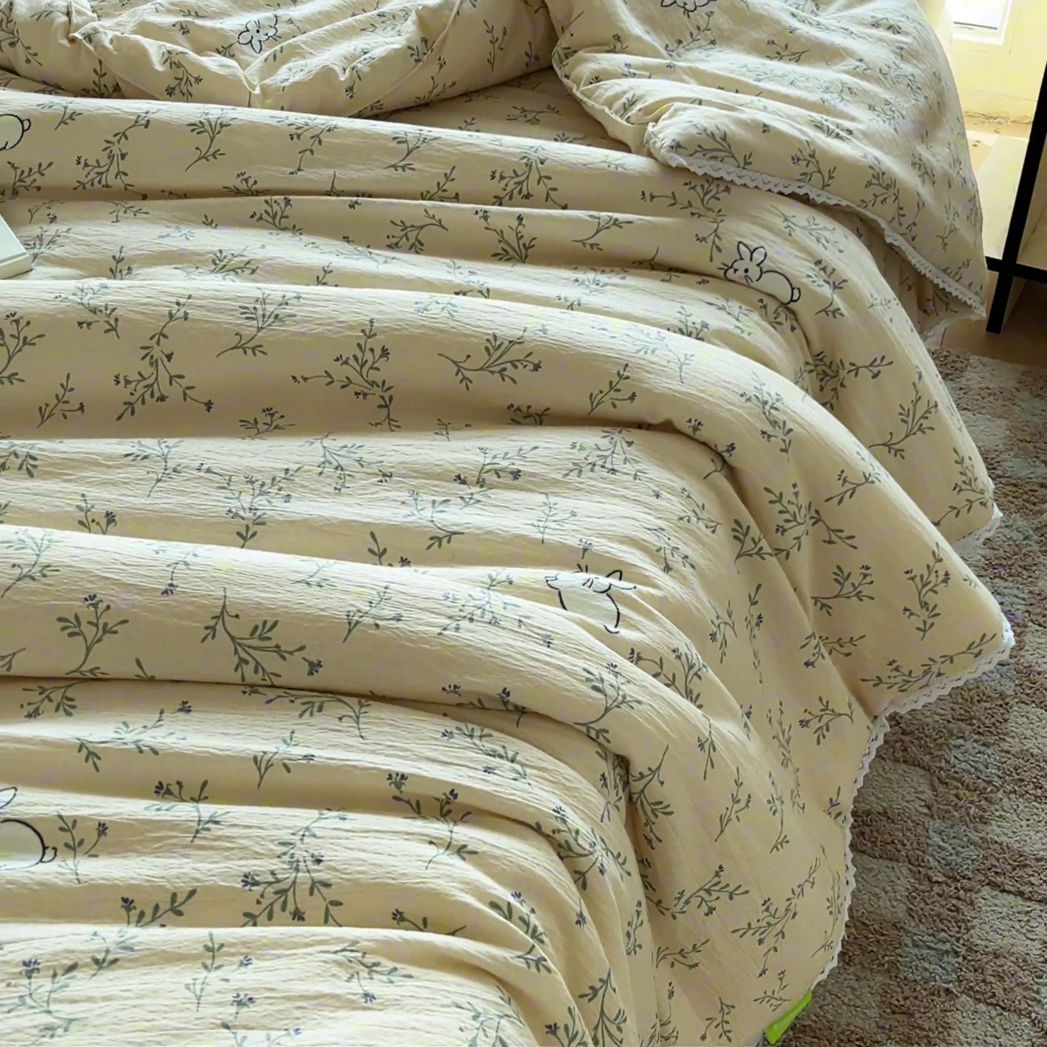 91家纺网 家纺一手货源 找家纺 创优  2025新款有氧双层纱小清新印花小花边夏被夏凉被可机洗空调被子被芯 森田野园