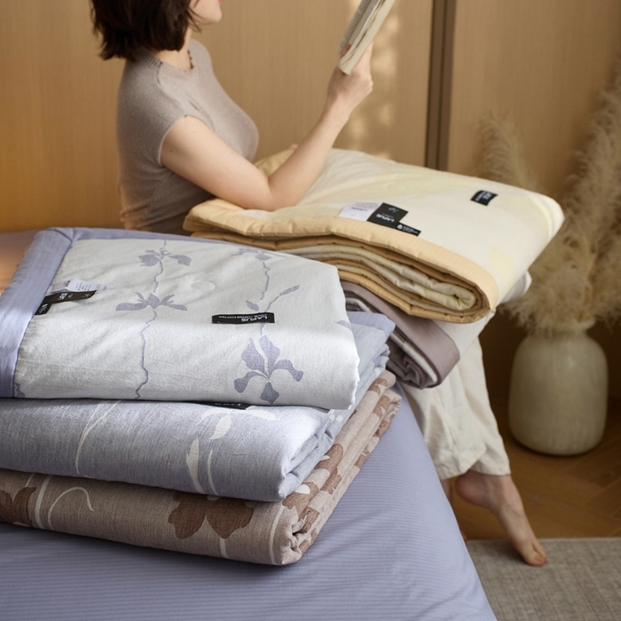 91家纺网 家纺一手货源 找家纺 莱福仕家纺 2025新款水洗棉色织大提花夏被  （控价150*200不低于199 200*230不低于219） 组合