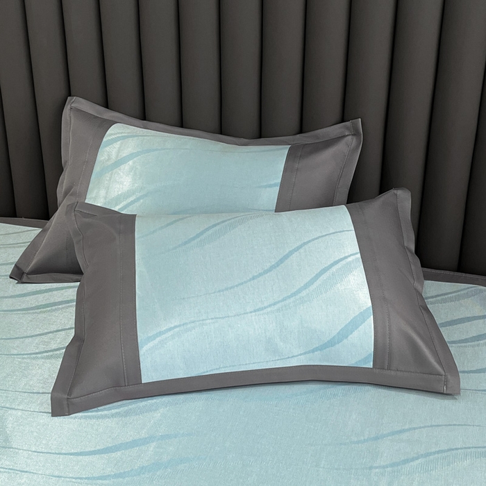 91家纺网 家纺一手货源 找家纺 阿亮家居 2025新款凉席冰丝席三明治宽包边刺绣款粗冰丝凉席柔美灰（床笠款）