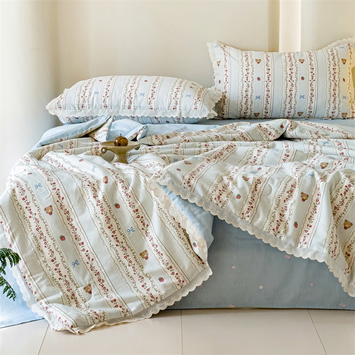 91家纺网 家纺一手货源 找家纺 2025新款全棉花边大豆夏被四件套 弗朗妮