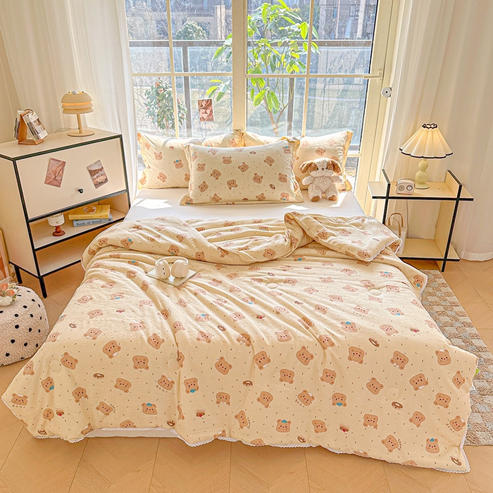 91家纺网 家纺一手货源 找家纺 创优  2025新款有氧双层纱小清新印花小花边夏被夏凉被可机洗空调被子被芯 黄油小熊